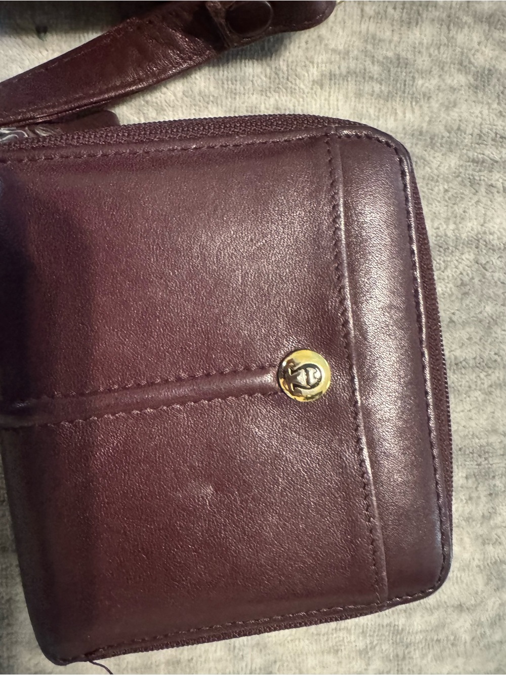 Etienne Aigner Burgundy Leather Crossbody Bag with Coin Pouch - Picture 3 of 10